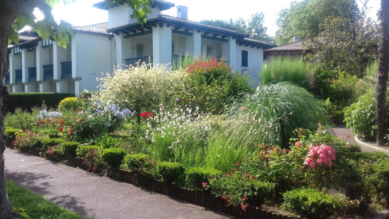 Appartement Domaine De Bordaberry Urrugne Exteriör bild